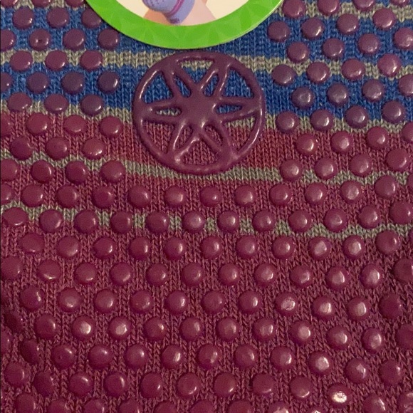 NWT Gaim Yoga Socks and Spanx Knee Sock Bundle 🧦 - Picture 3 of 11